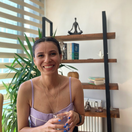 Selvi Akman Bülbül Hakkında Bilgi